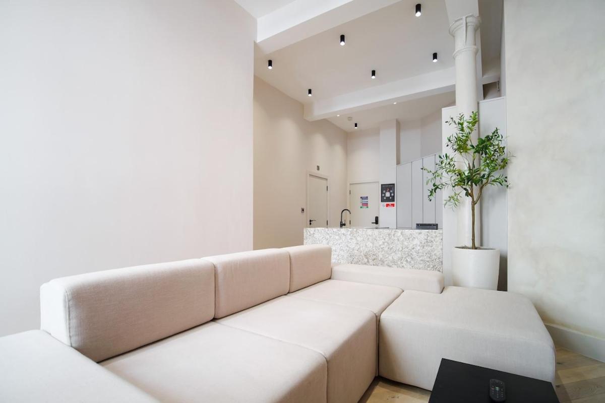 Japandi By The Heim Residences Manchester Ngoại thất bức ảnh