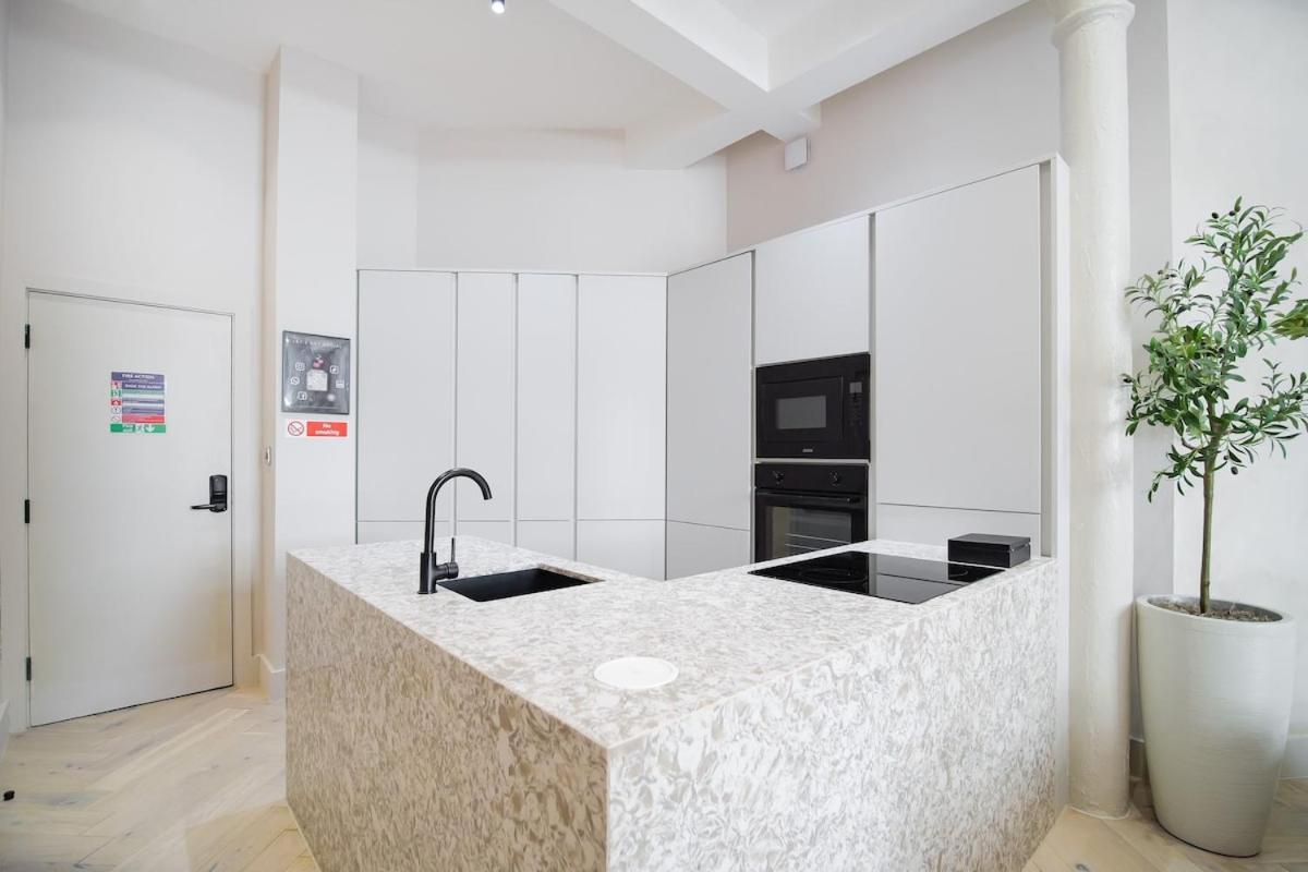 Japandi By The Heim Residences Manchester Ngoại thất bức ảnh